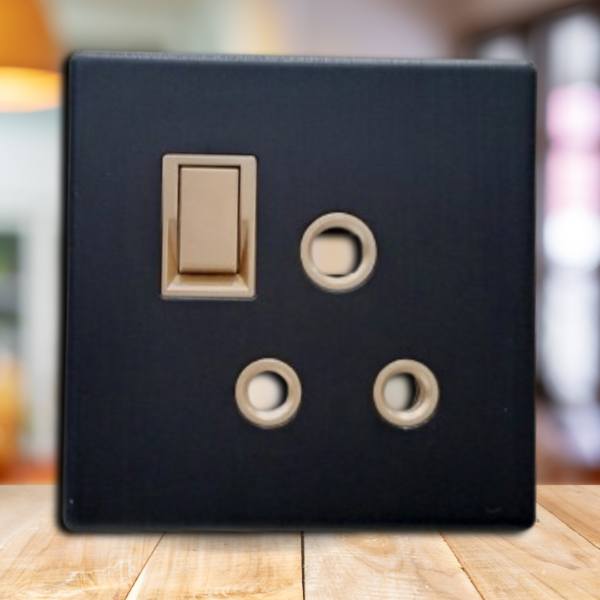 Trim G/B Power Plug